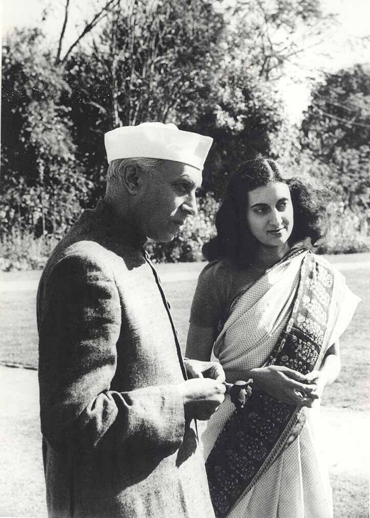 148 Jawaharlal Nehru and Indira Gandhi Teen Murti House New Delhi Photo Henri Cartier Bresson